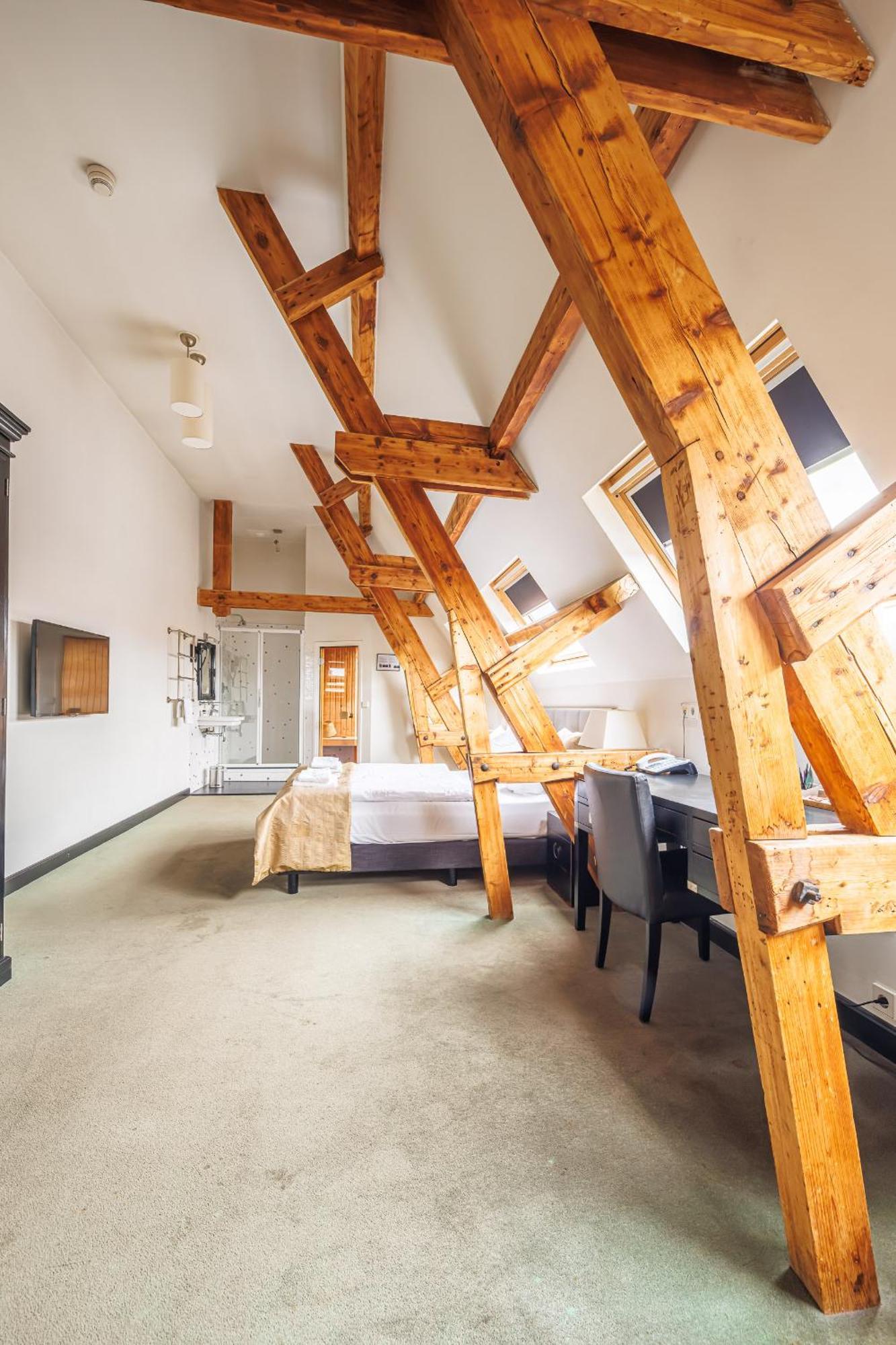 Hotel Grand 4*